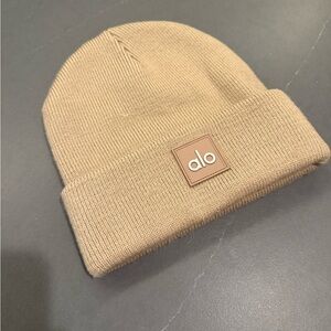 Alo Everyday Beanie